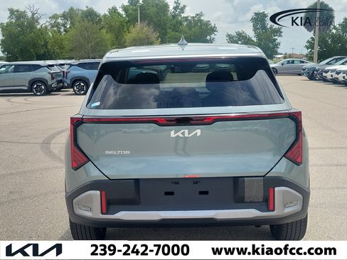 New 2027 Kia Seltos S FWD image 5