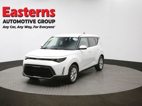 Used 2025 Kia Soul LX w/ LX Technology Package image 53