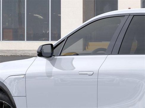 New 2026 Cadillac Lyriq Signature Sport image 12