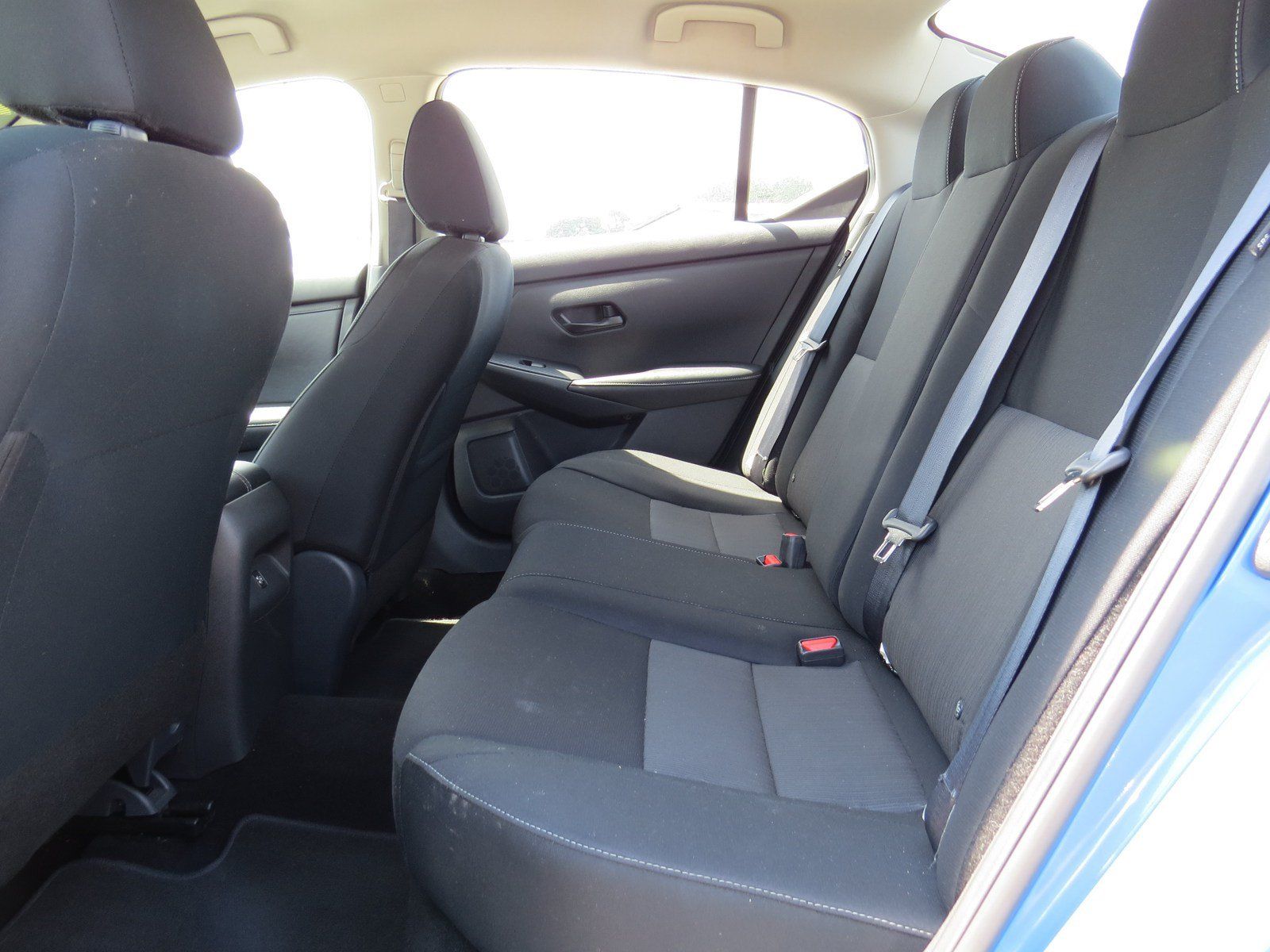 Used 2024 Nissan Sentra SV FWD image 11