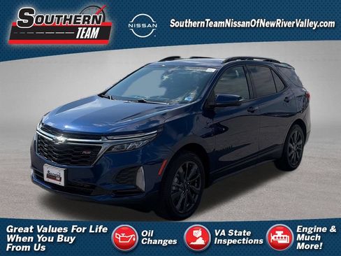 Used 2022 Chevrolet Equinox RS w/ RS Leather Package AWD/4WD image 1