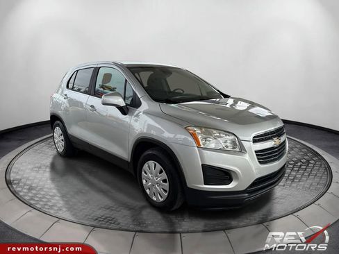 Used 2016 Chevrolet Trax LS image 7