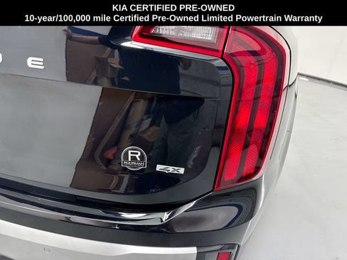 Certified 2024 Kia Telluride S w/ S Sunroof Package AWD/4WD image 30
