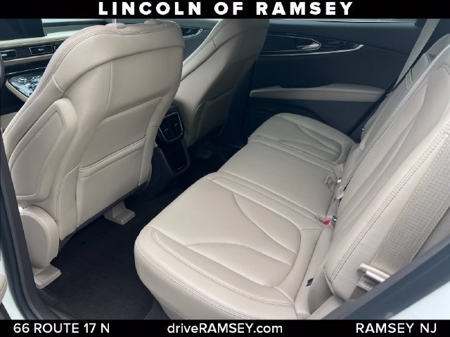 Certified 2023 Lincoln Nautilus AWD w/ Premium Package image 15