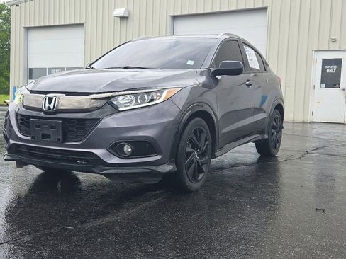 Used 2022 Honda HR-V Sport image 3