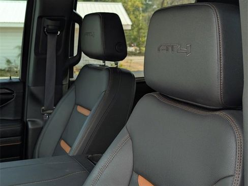 Used 2024 GMC Sierra 1500 AT4 w/ Technology Package image 22