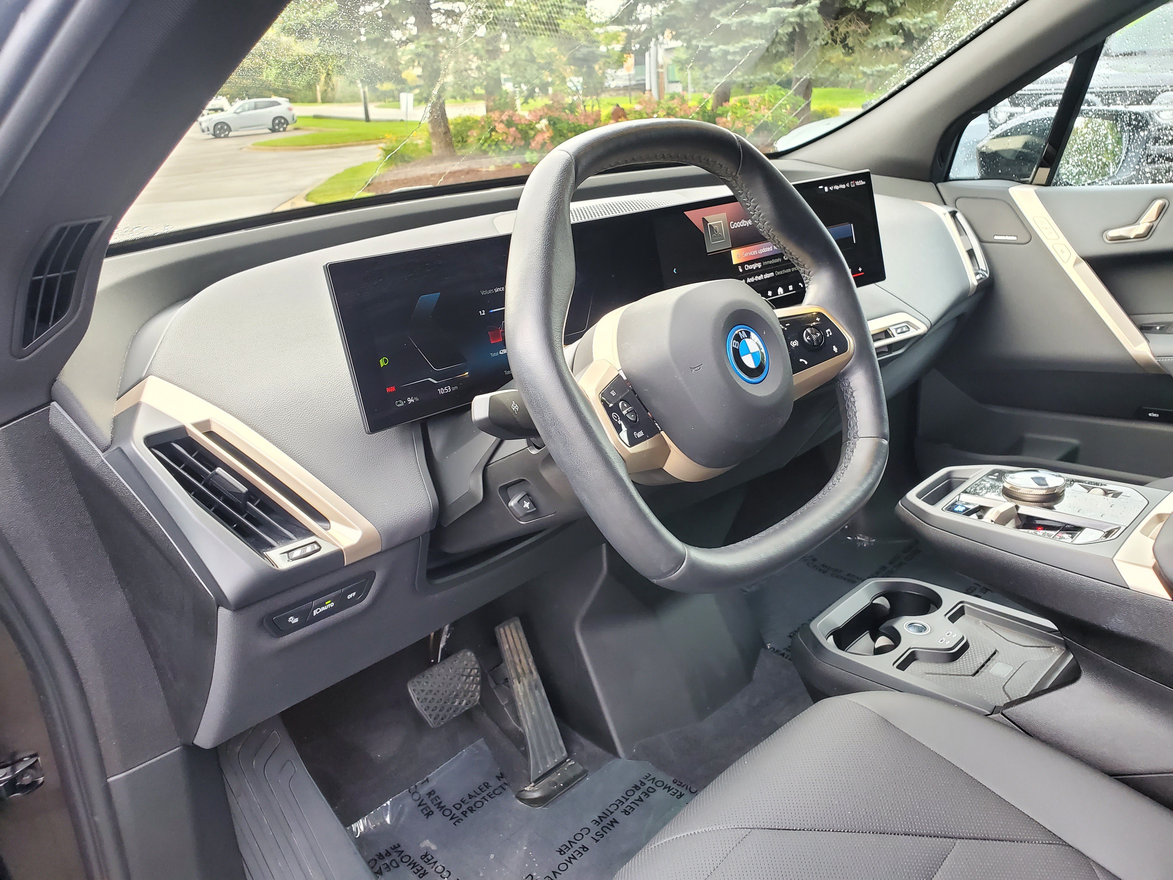Certified 2024 BMW iX xDrive50 w/ Sport Package AWD/4WD image 10