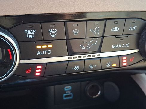 Used 2021 Ford Escape SEL w/ Technology Package image 18