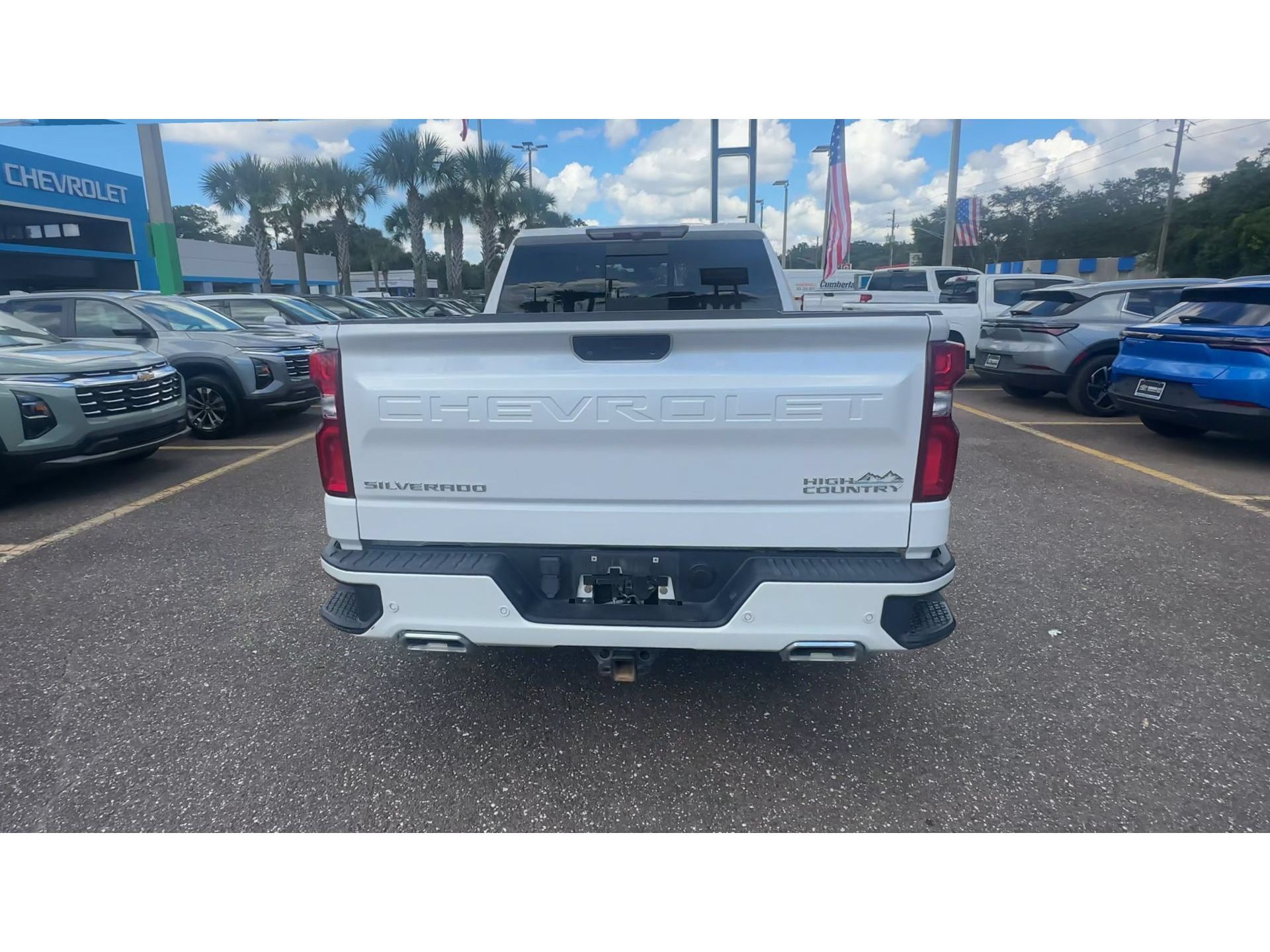 Used 2020 Chevrolet Silverado 1500 High Country w/ Trailer Camera Package AWD/4WD image 3