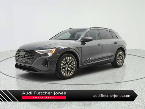 Used 2024 Audi Q8 e-tron Premium Plus w/ Premium Plus Package AWD/4WD image 1