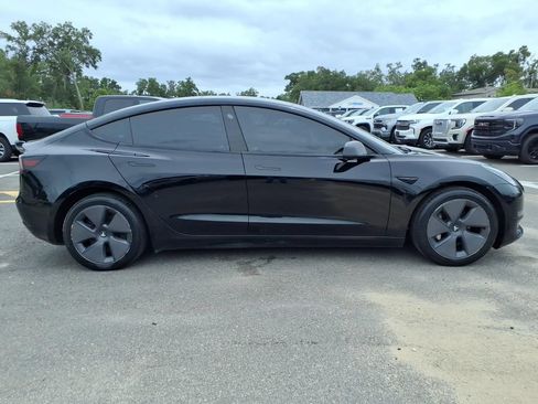 Used 2023 Tesla Model 3 Standard Range RWD image 8