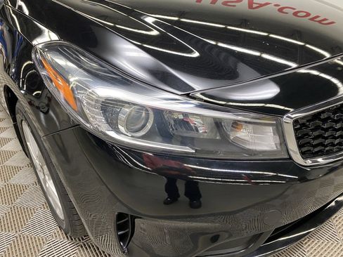 Used 2017 Kia Forte S image 3