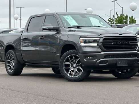Used 2019 RAM 1500 Sport w/ Level 2 Equipment Group AWD/4WD image 2