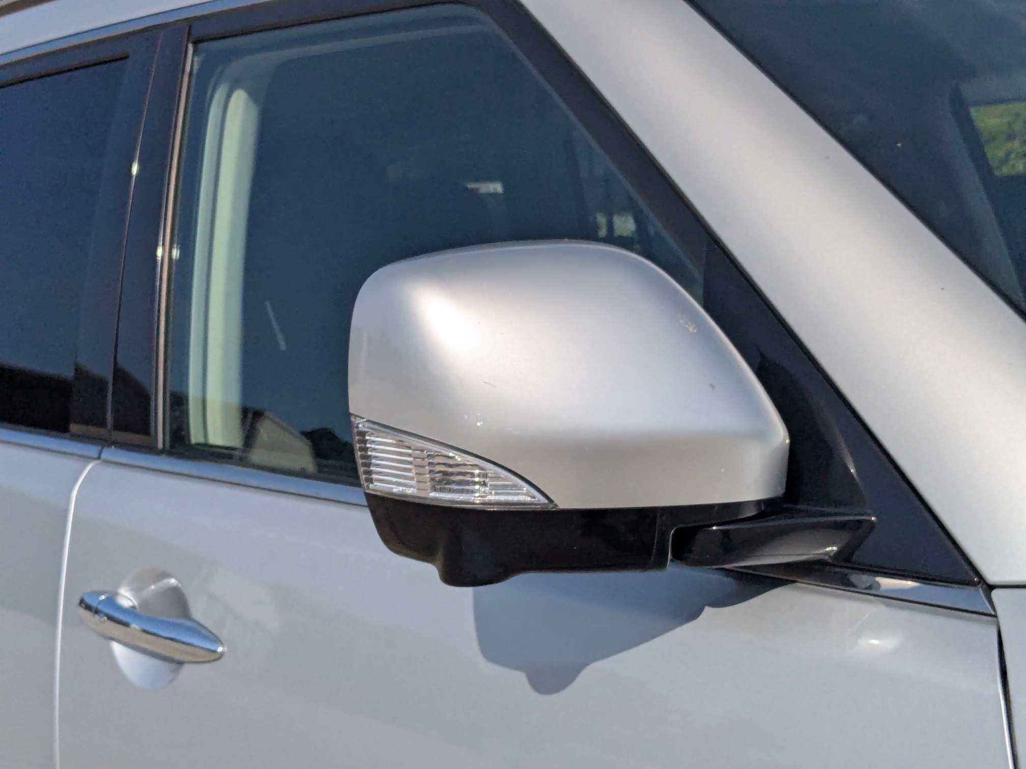 Used 2024 Nissan Armada SL w/ Captain's Chairs Package RWD image 11