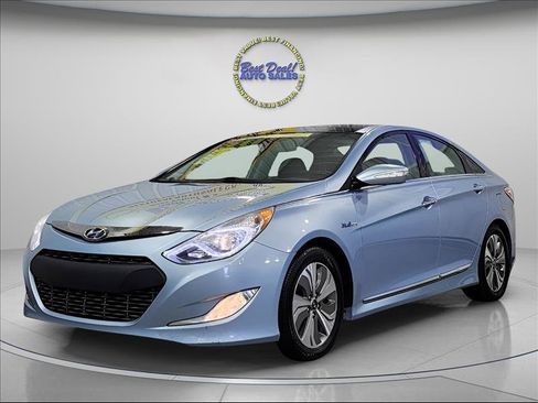 Used 2015 Hyundai Sonata Limited w/ Option Group 02 FWD image 1