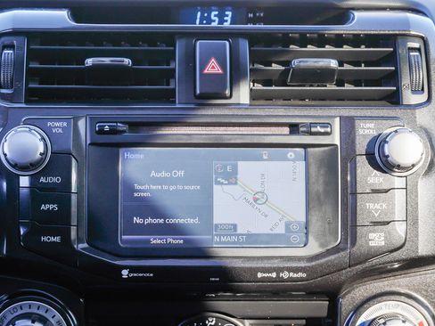 Used 2016 Toyota 4Runner Trail Premium image 34