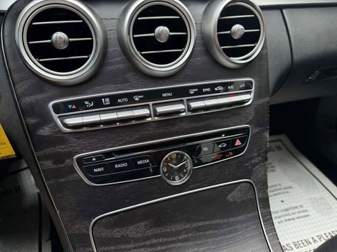 Used 2016 Mercedes-Benz C 300 4MATIC Sedan image 16