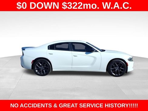 Used 2017 Dodge Charger SE w/ Power Sunroof Group image 27