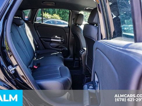 Used 2025 Mercedes-Benz GLA 250 image 22