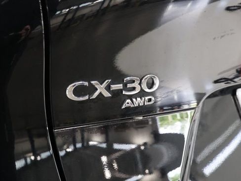 Used 2024 MAZDA CX-30 AWD 2.5 S w/ Select Sport Pkg image 12