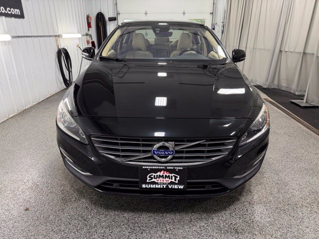 Used 2016 Volvo S60 T5 Premier AWD/4WD image 2
