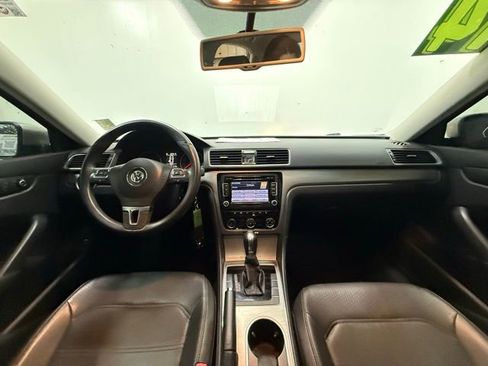 Used 2014 Volkswagen Passat TDI SE image 14