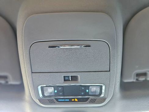 Used 2022 Ford F150 Lariat image 27