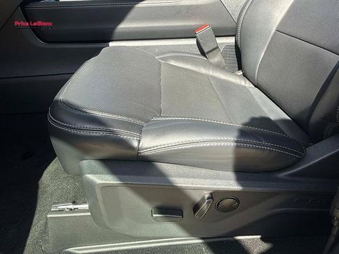 Used 2025 Ford Expedition Max Platinum AWD/4WD image 17