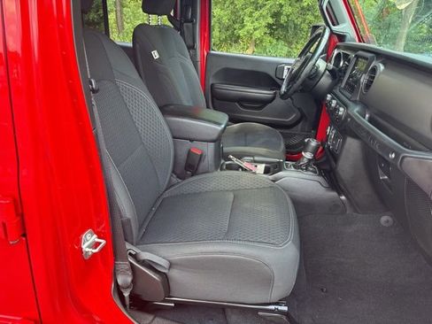 Used 2021 Jeep Wrangler Unlimited Sport image 14