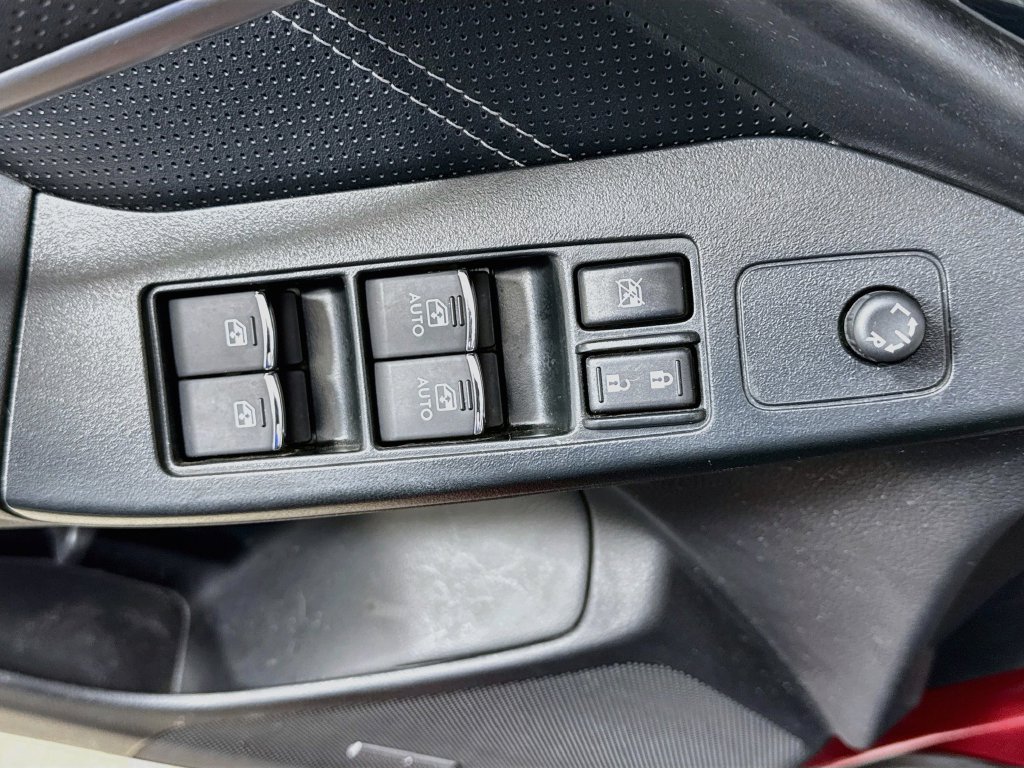 Used 2017 Subaru Forester 2.5i Touring AWD/4WD image 22