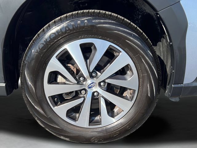 Used 2025 Subaru Outback Premium AWD/4WD image 24