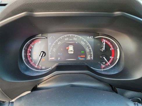 Used 2024 Toyota RAV4 XLE image 23