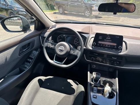 Used 2023 Nissan Rogue S FWD image 21