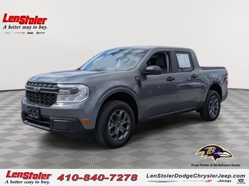 Used 2024 Ford Maverick XLT image 1