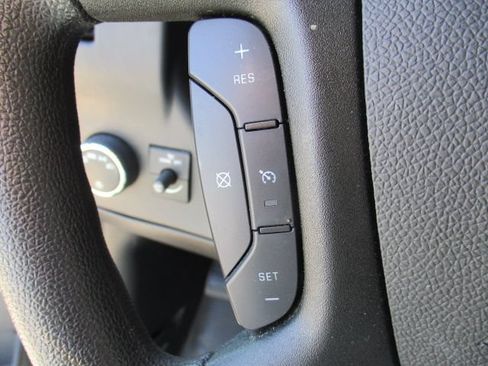 Used 2024 GMC Savana 2500 w/ Driver Convenience Package RWD image 15