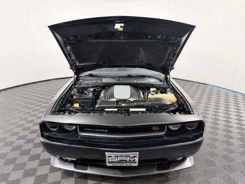 Used 2012 Dodge Challenger R/T RWD image 18