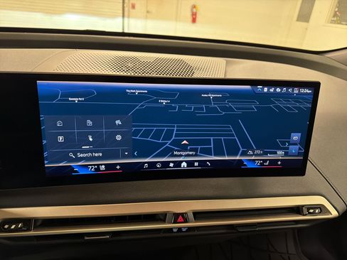 New 2026 BMW iX xDrive60 AWD/4WD image 25