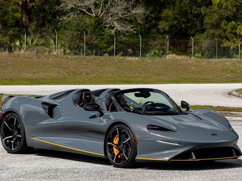Used 2021 McLaren Elva RWD image 26