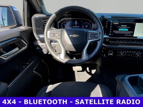 Used 2024 Chevrolet Silverado 1500 LT AWD/4WD image 9