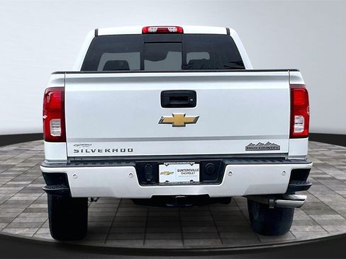 Used 2017 Chevrolet Silverado 1500 High Country image 4