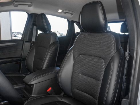 New 2026 Ford Escape SE image 23