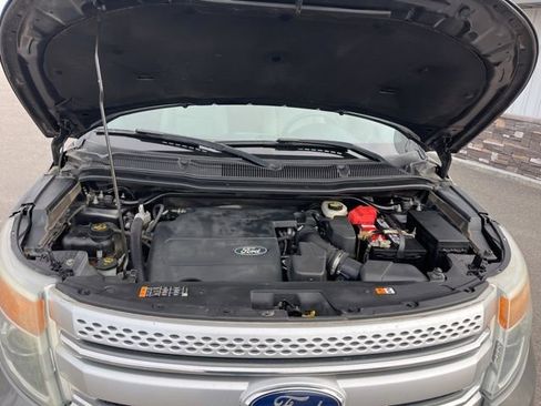 Used 2014 Ford Explorer XLT image 21