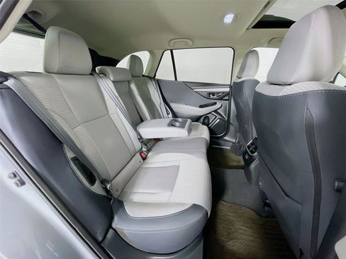 Certified 2025 Subaru Outback Premium image 32