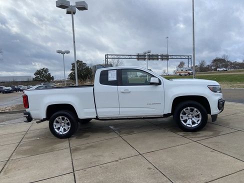 Used 2022 Chevrolet Colorado LT w/ Fleet Safety Package image 12