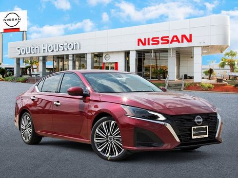 New 2025 Nissan Altima 2.5 SL image 1