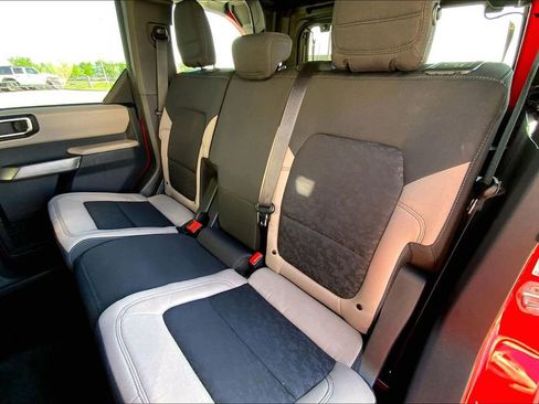 Used 2022 Ford Bronco Wildtrak AWD/4WD image 23