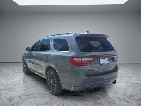 Used 2023 Dodge Durango R/T RWD image 5
