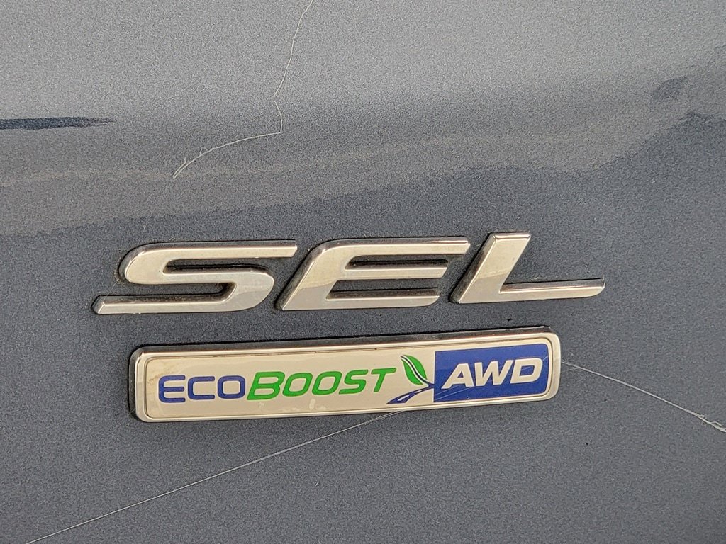 Used 2019 Ford Edge SEL w/ Equipment Group 201A AWD/4WD image 9