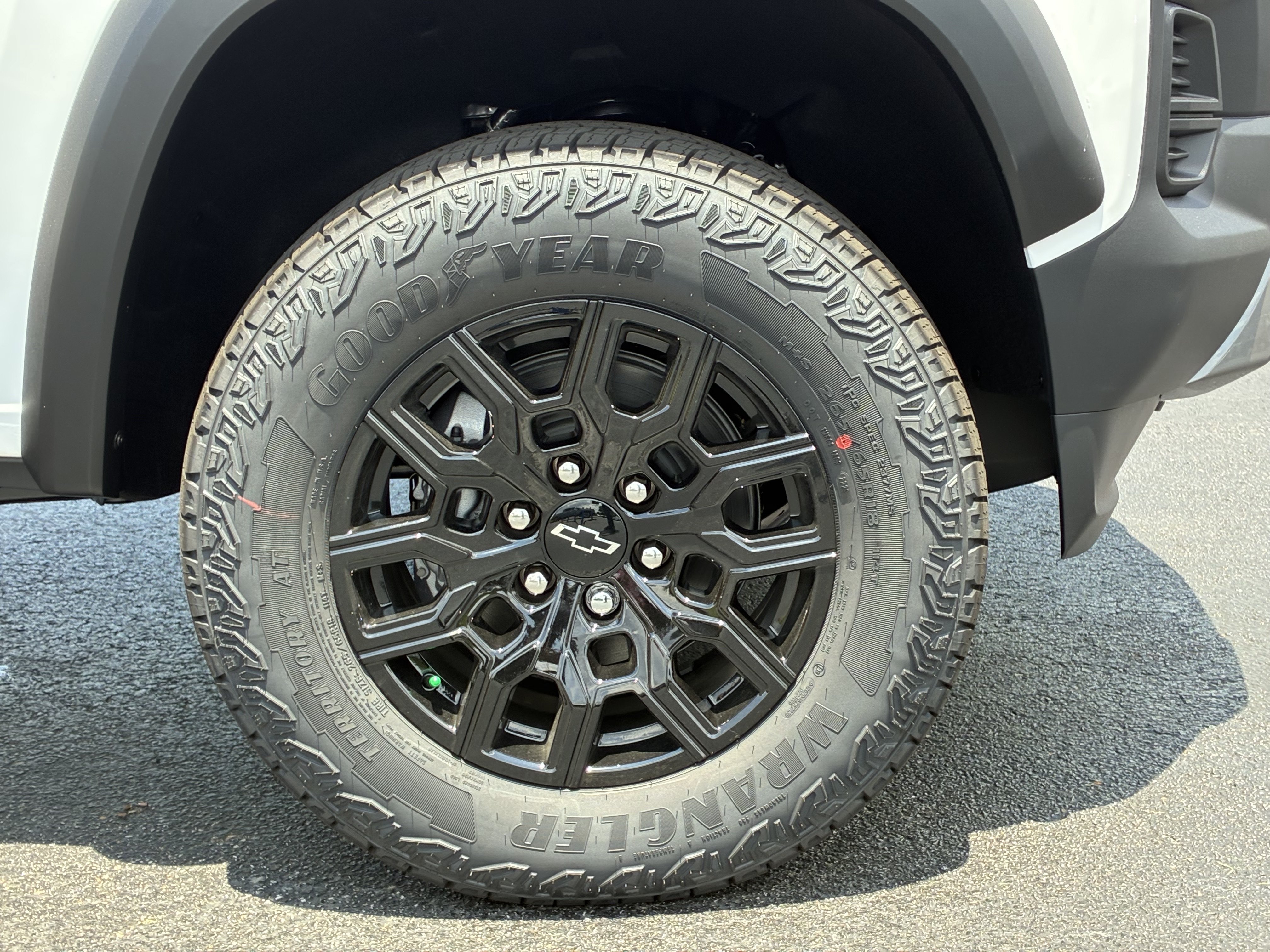 New 2026 Chevrolet Colorado Trail Boss AWD/4WD image 6