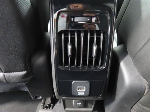 Used 2025 Jeep Compass Limited AWD/4WD image 32